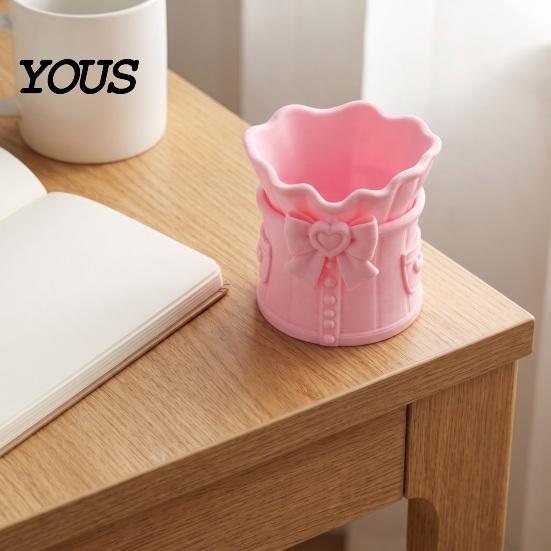Vanity Desk Organizer Pink Bow Makeup Brush Holder, 3D Printed Organizer, Cosmetic Desktop Organization Cup Brushes & Pen Storage for Decoration