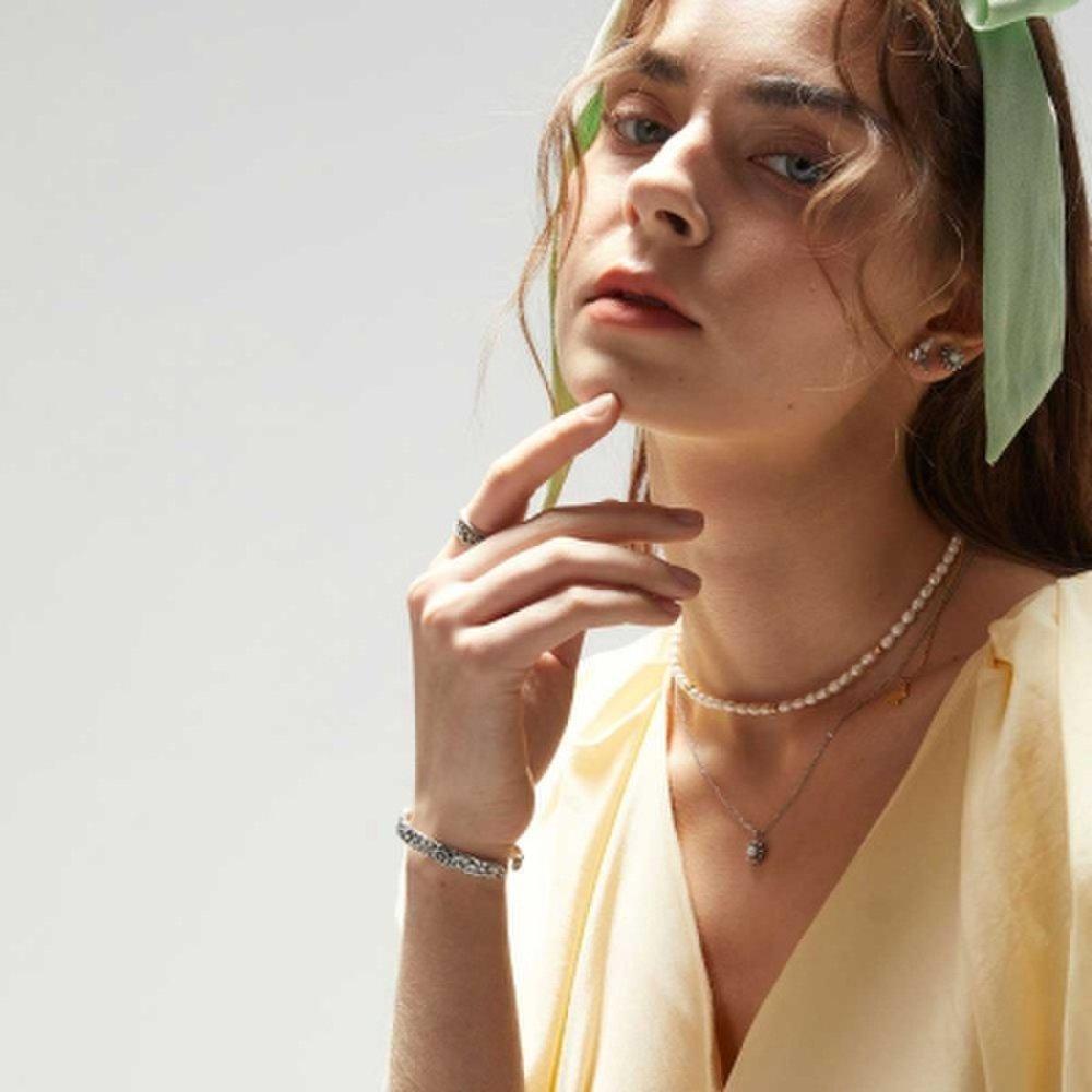 Ollia Little Bee Earrings