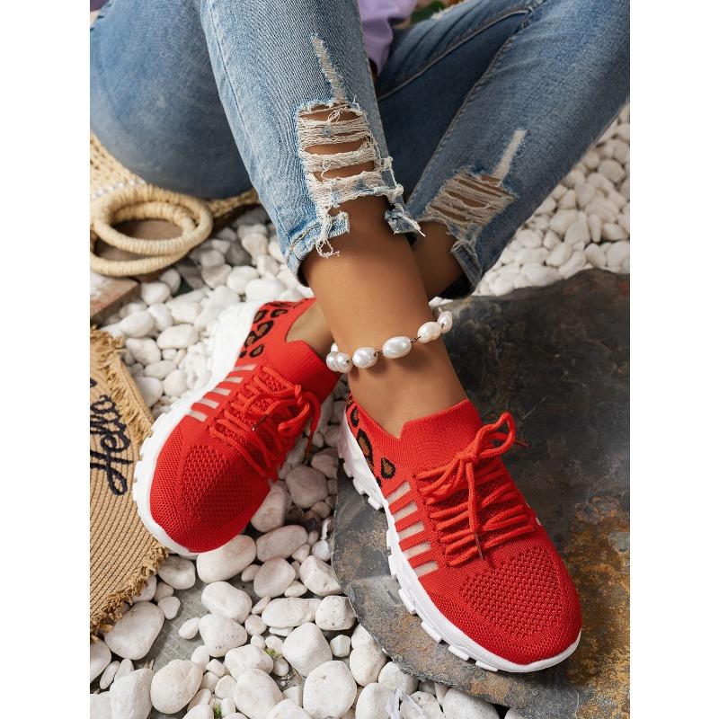 Women's Breathable Knit Mesh Casual Sports Shoes, Round-Toe Wave-Sole Leopard-Print Style, Available In Large Sizes.