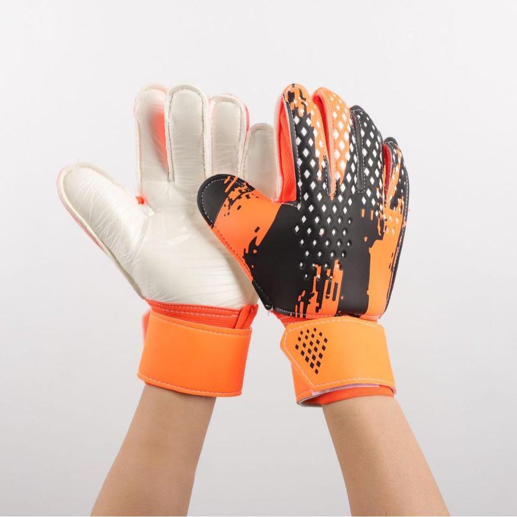 Thickened Latex Goalkeeper Gloves with Wrist Guards and Finger Protection for Outdoor Sports