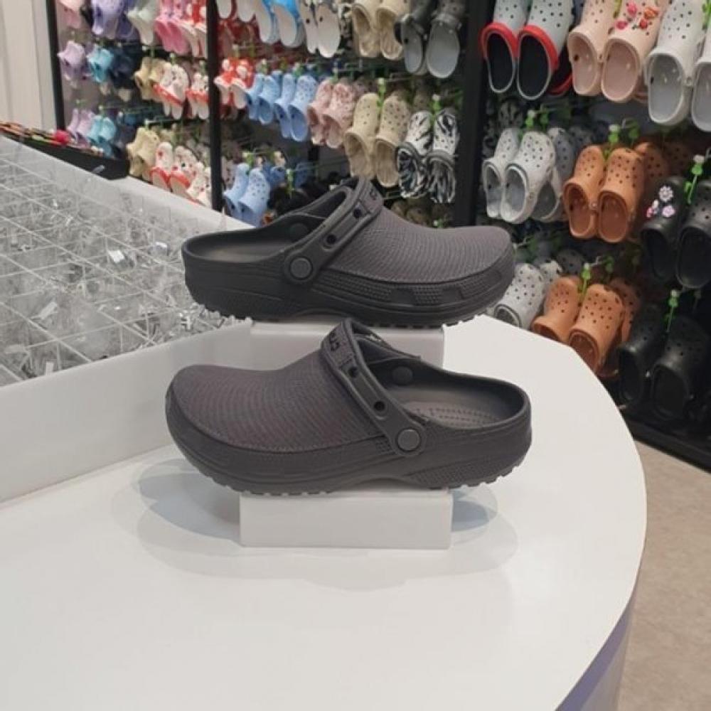 

Crocs Классические кованые клоги 211354 0 Black Sand/M4W5 (230)