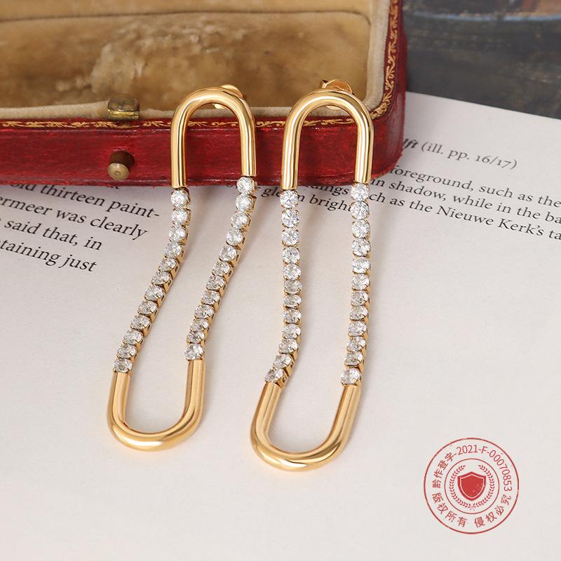 Französische minimalistische geometrische U-förmige Zirkon Titanstahl Ohrringe, 18K vergoldete Stecker