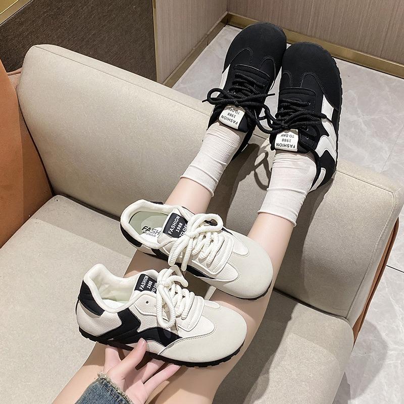 Women's autumn new flat-bottomed versatile color-matching board shoes casual breathable sports shoes