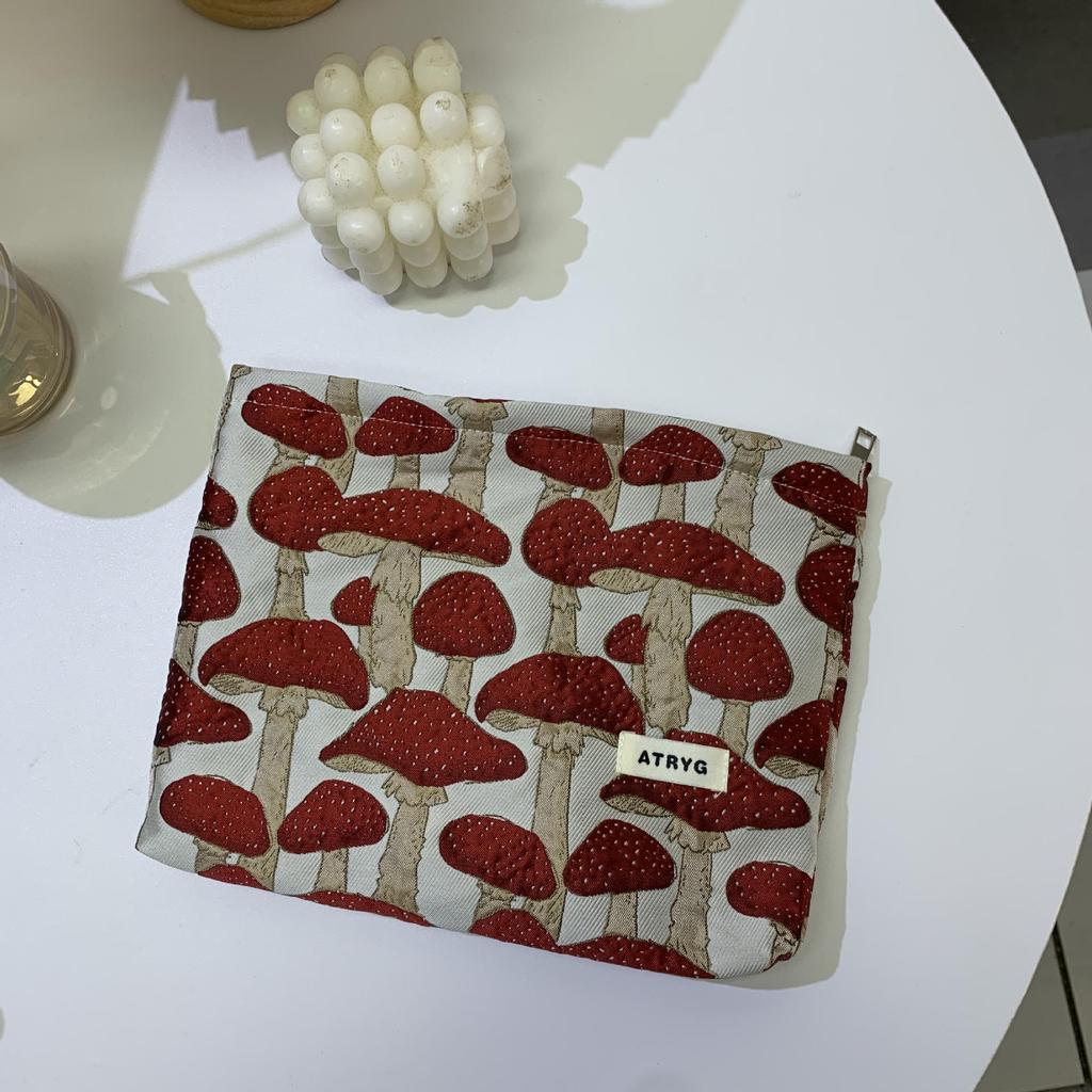 Mushroom Jacquard Portable Travel Cosmetic Storage Bag