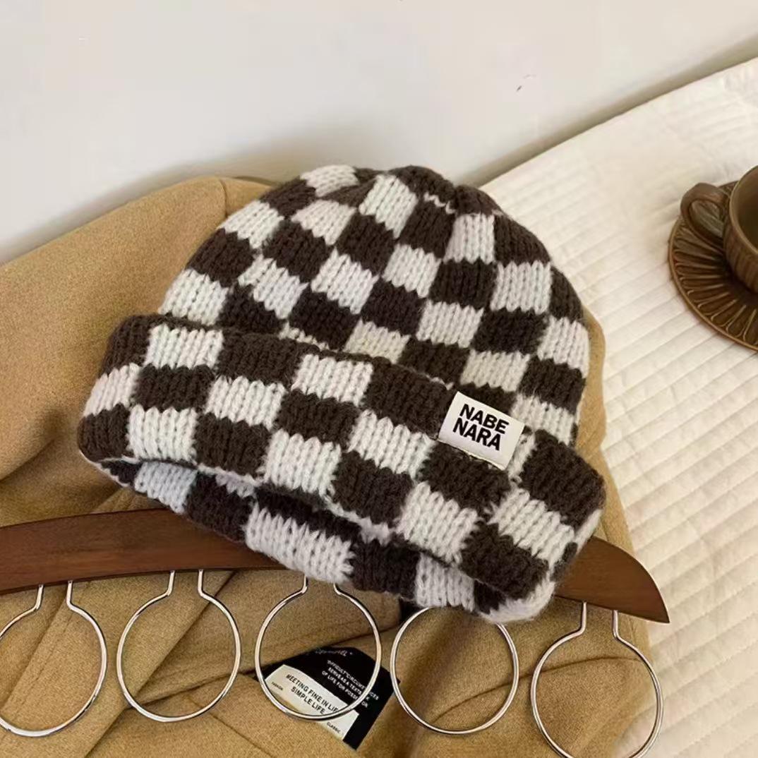 

Korean Style Plaid Knit Wool Hat for Women, Autumn/Winter, Large Fit, Japanese Design, Slimming Effect One Size