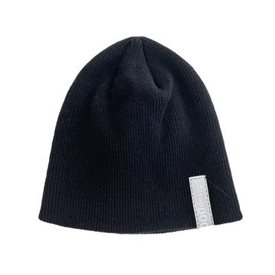 NOUGHT 000 Logo Tag Needlework Beanie / Black
