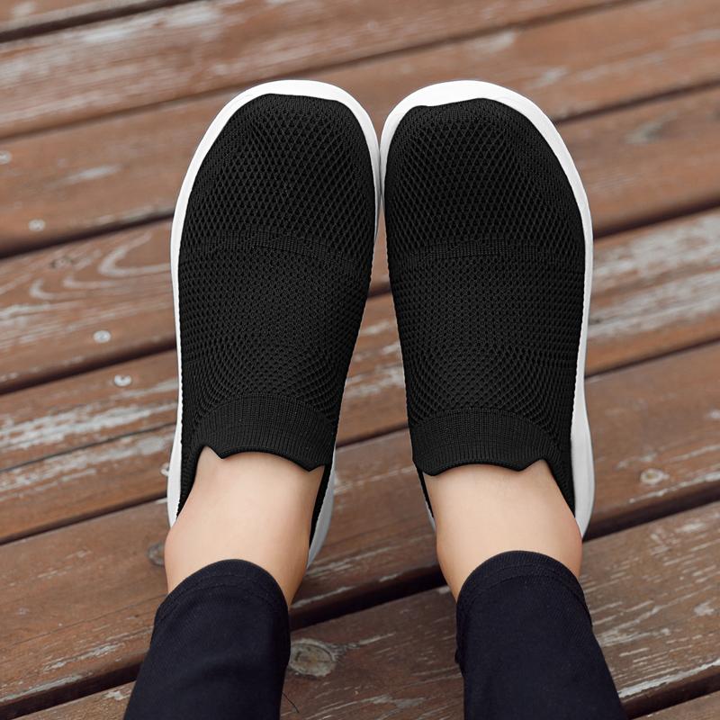 Women’s Moccasins Loafers High-top Casual Slip on Walking Shoes Summer Men’s Slip-ons Lightweight Socks Shoes for Mother Large Size 36-45