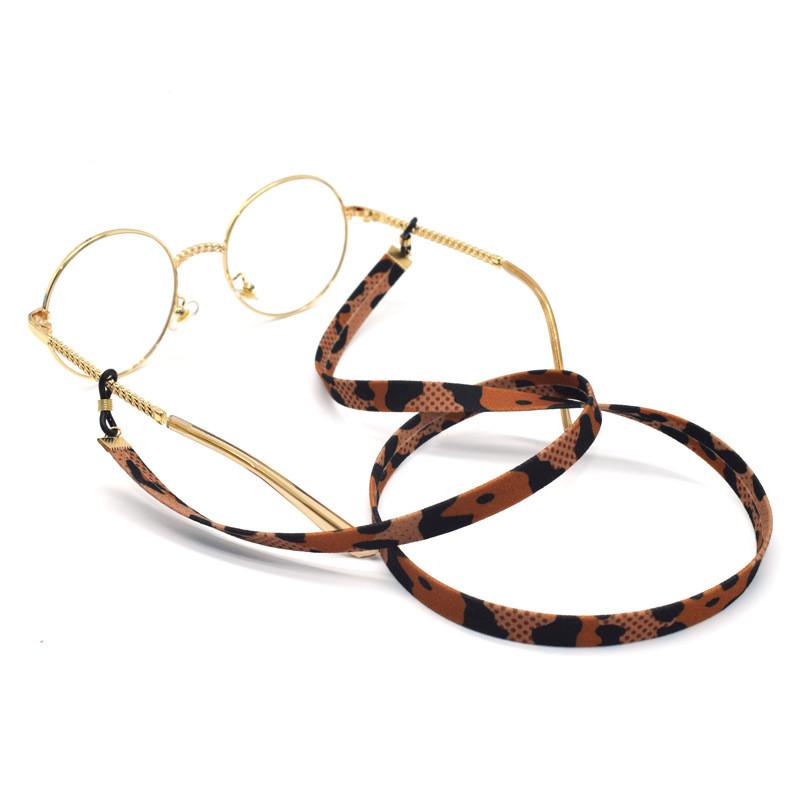 Leopard Print Eyewear Chain For Women With Fabric Material And Geometric Line Design