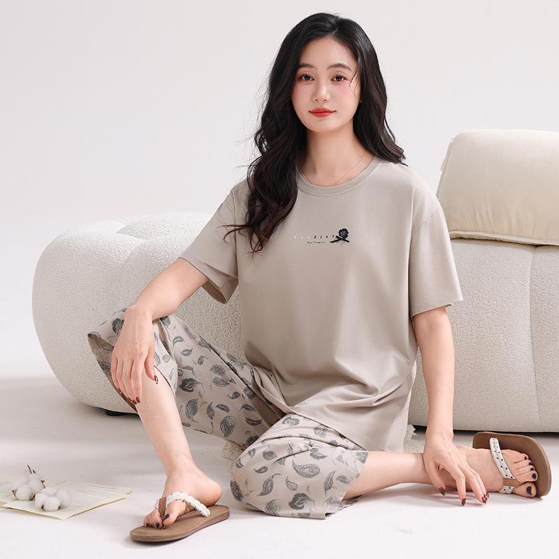 2026 Summer Women's Breathable Cotton Pajamas Set - Lightweight, Seven-Point Sleeve, Indoor/Outdoor Wear