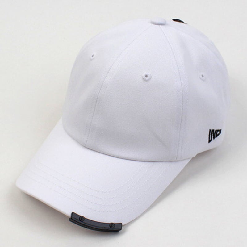 Universal chemistry BK Bar White Low Ballcap