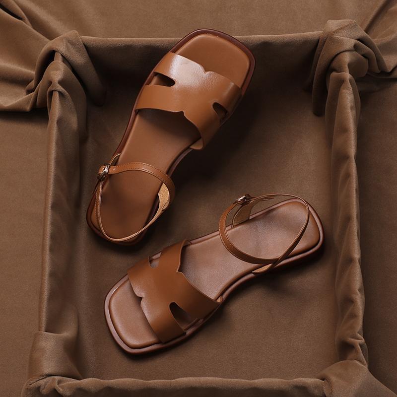 Französisch Retro Ein-Wort mit Zehensandalen Damen 2025 neu einfach und vielseitig flachsohlige Feenschuhe Damen Sandalen