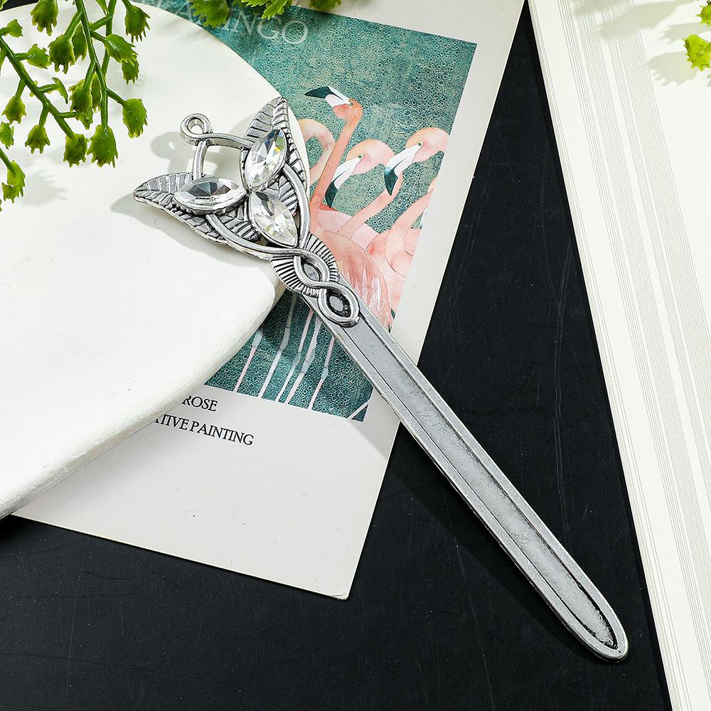 Elegant Power Ring Hairpin Bookmark: The Perfect Gift for Book Lovers, Lovers, and Friends.