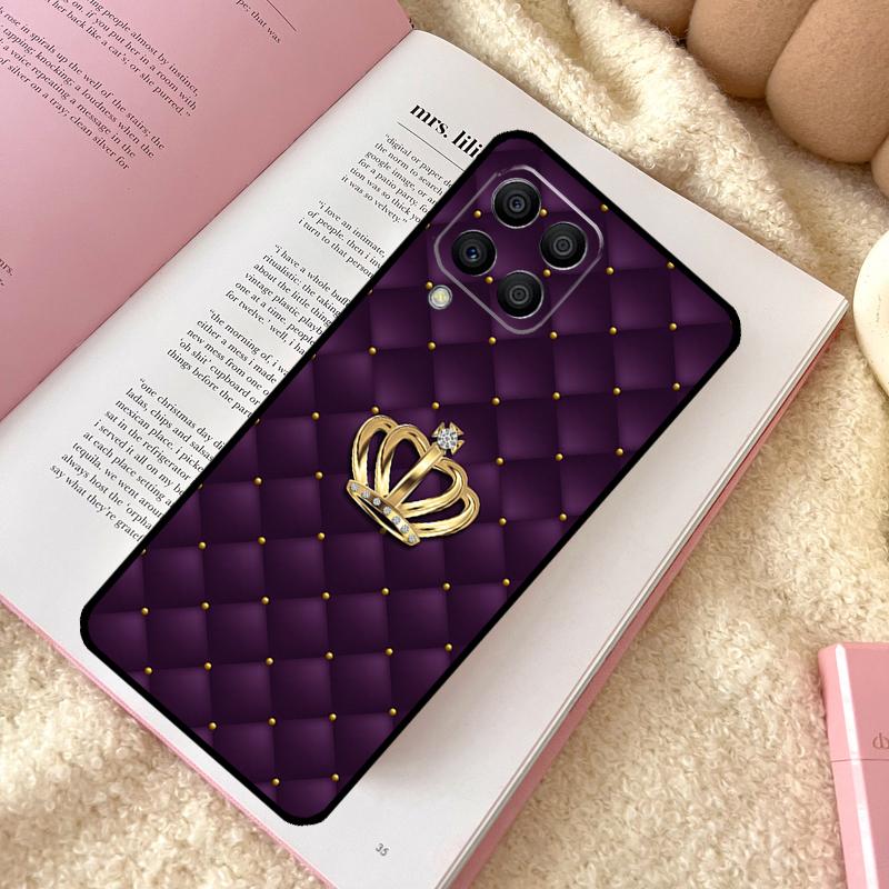 

Quilted Texture Sofa Pattern Crown Case For Samsung Galaxy M12 M14 M11 M13 M15 M06 M16 M36 M56 M31 M53 M32 M52 M35 M55 M34 M54 Samsung M34 5G