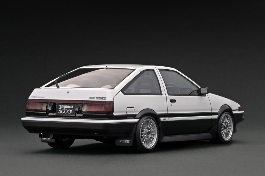 ignition model Toyota Sprinter Trueno 3Dr GT Apex Finished Product 1/18 (AE86) White/Black Normal-Wheel