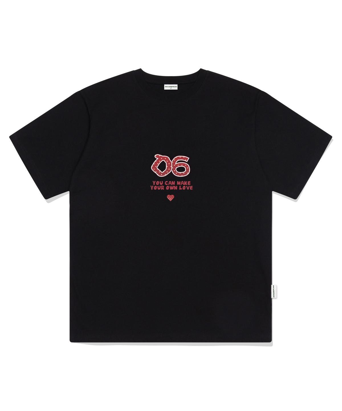 Escape From Dot Heart Print Oversized Short Sleeve T-Shirt Black S