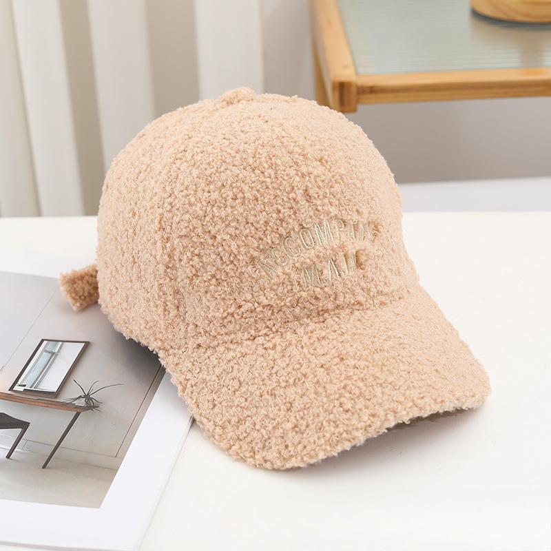 Women's Hats Thickened Warm Baseball Caps Korean Style Imitation Lamb Velvet Showing Their Faces Small and Versatile Baseball Caps Students
