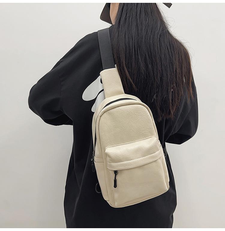 Charming choice! Oily leather large-capacity backpack, Korean version of fashion interprets the new style of women's commuting