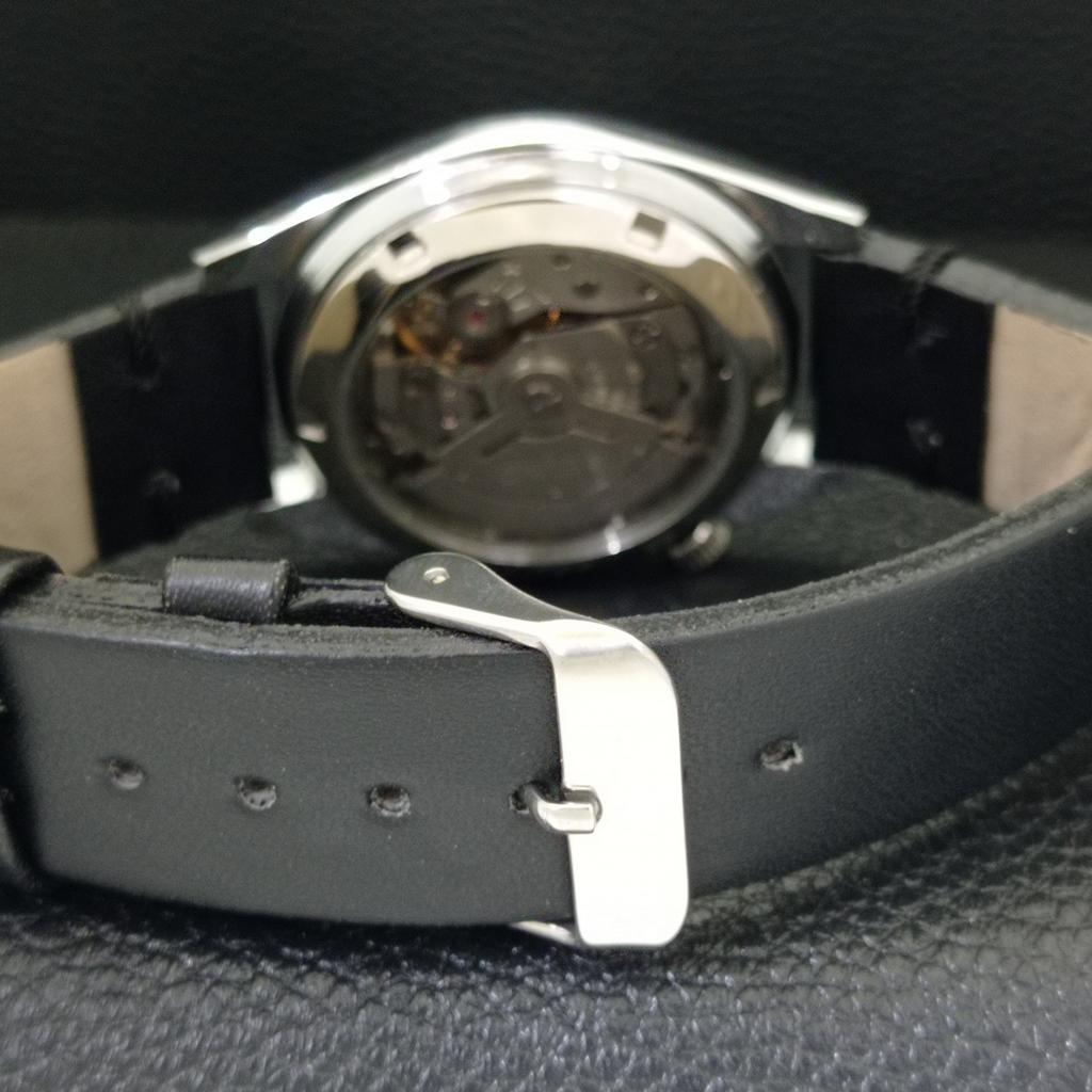 MENS VINTAGE SEIKO 5 AUTOMATIC REFURBISHED JAPAN BLACK DIAL WATCH A440428-4 Sk-a440428