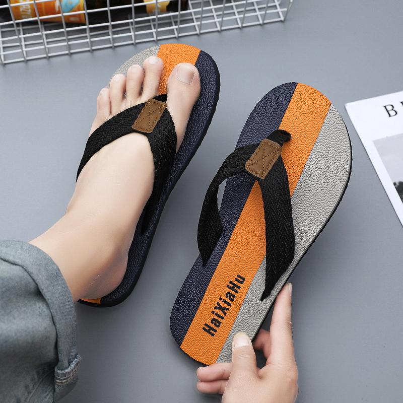 New summer men's sandals Fashion beach flip-flops sandals flat comfortable light walking home bathroom flip-flops