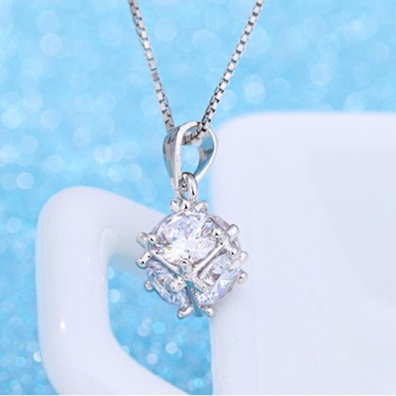 High-End Koreanischer Stil Zirkon Magischer Würfel Anhänger Halskette für Frauen
