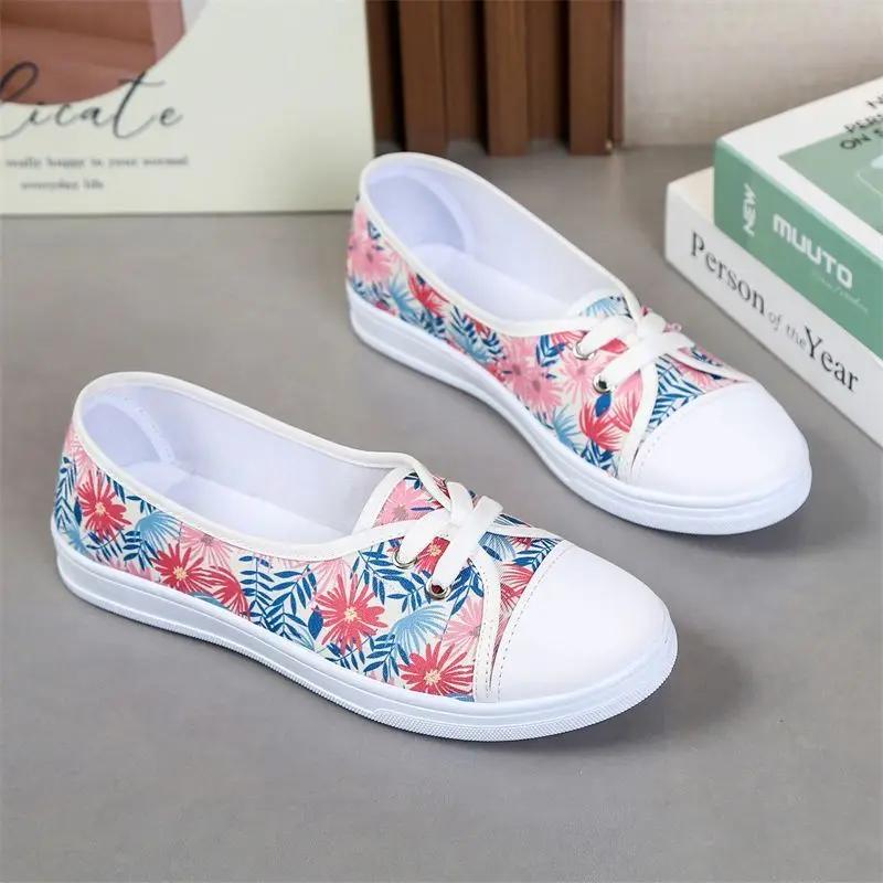 Fashion New Arrival 2025 In Flat Slip On Shoes for Women Offers 39 Deals High Quality Designer Luxury Walking Trends Woman Footwear Sale