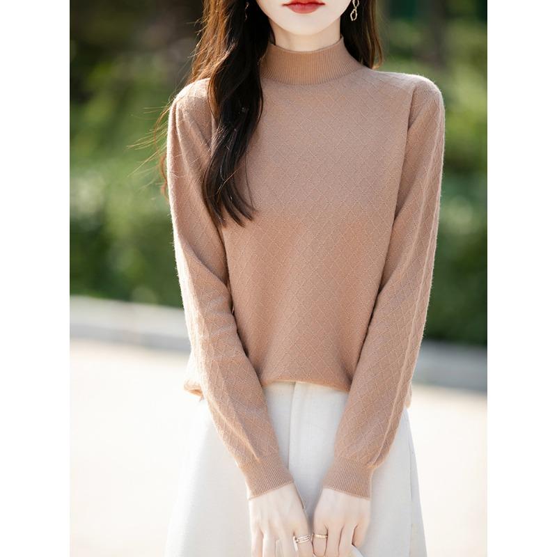 Autumn and winter new semi-turtleneck rhombus women's long-sleeved knitted sweater loose and thin pullover sweater with base
