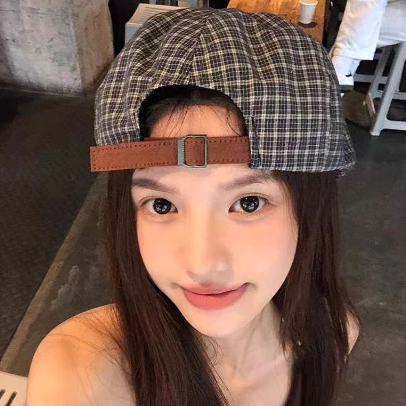 Retro Japanese Color Matching Plaid Forward Hats for Women Spring and Summer Travel Sunscreen Versatile Casual Literary Berets