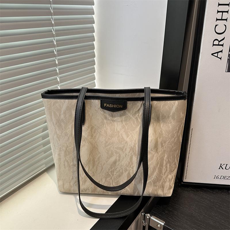 Commuter Bag Large Capacity Handbag 2025 Spring and Summer New Versatile Ins High Sense of Work Shoulder Tote Bag