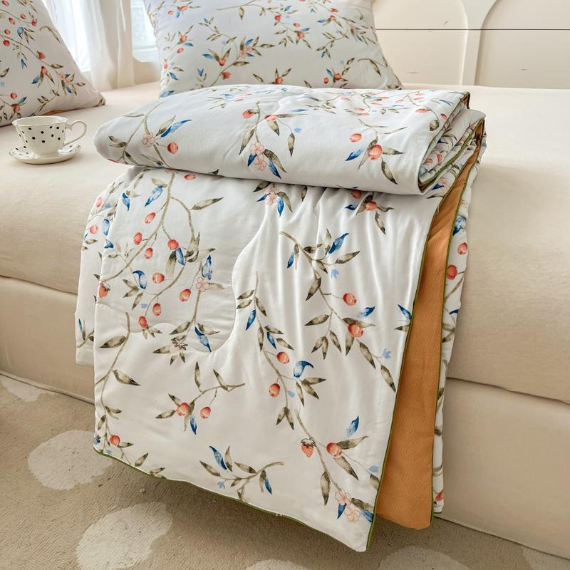 Summer Quilt Floral Style Duvets Single/Queen Size Comforter Thin Duvets Skin-Friendly Bedspread Edredones (No Pillowcase)