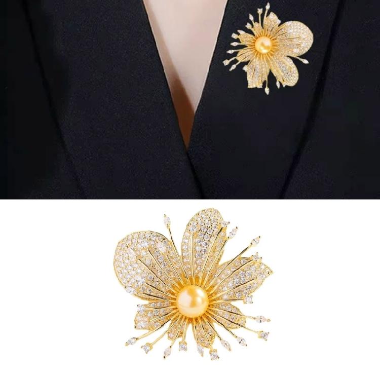 Sparkling Floral Design Brooch Combining Pearls And Rhinestones Elegant Wardrobe Enhancer Artificial Pearls Brooch
