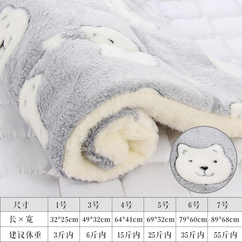 Pet cushion thickened autumn and winter warm cat dog cushion non-slip blanket seat cushion puppy dog sleeping cushion