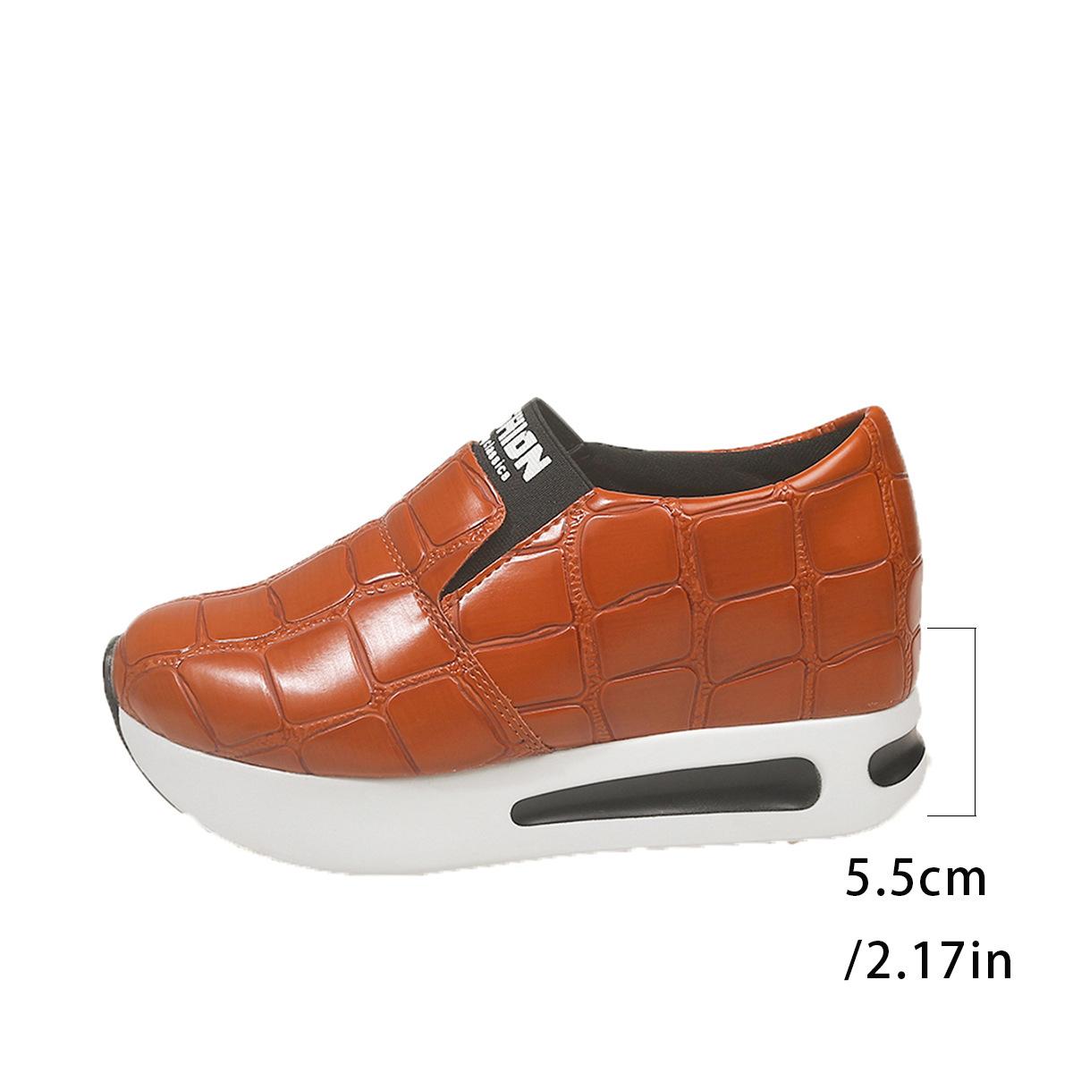 

Fall 2025 Muffin Casual Wedge Sports Shoes Women s New Platform Plus Size Comfortable Low-Top Shoes 42