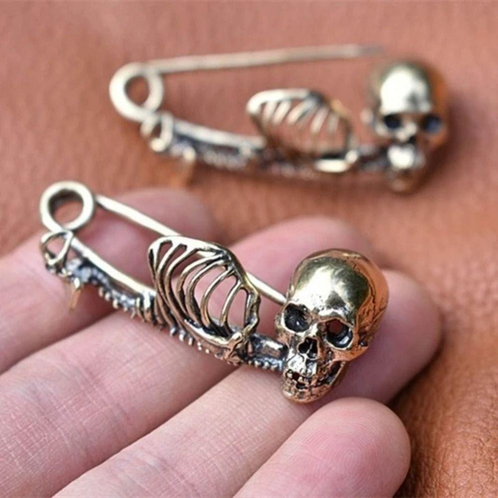 Vintage Retro Skull Pin Punk Style Gothic Skull Badge Lapel Pin  Unique Gift
