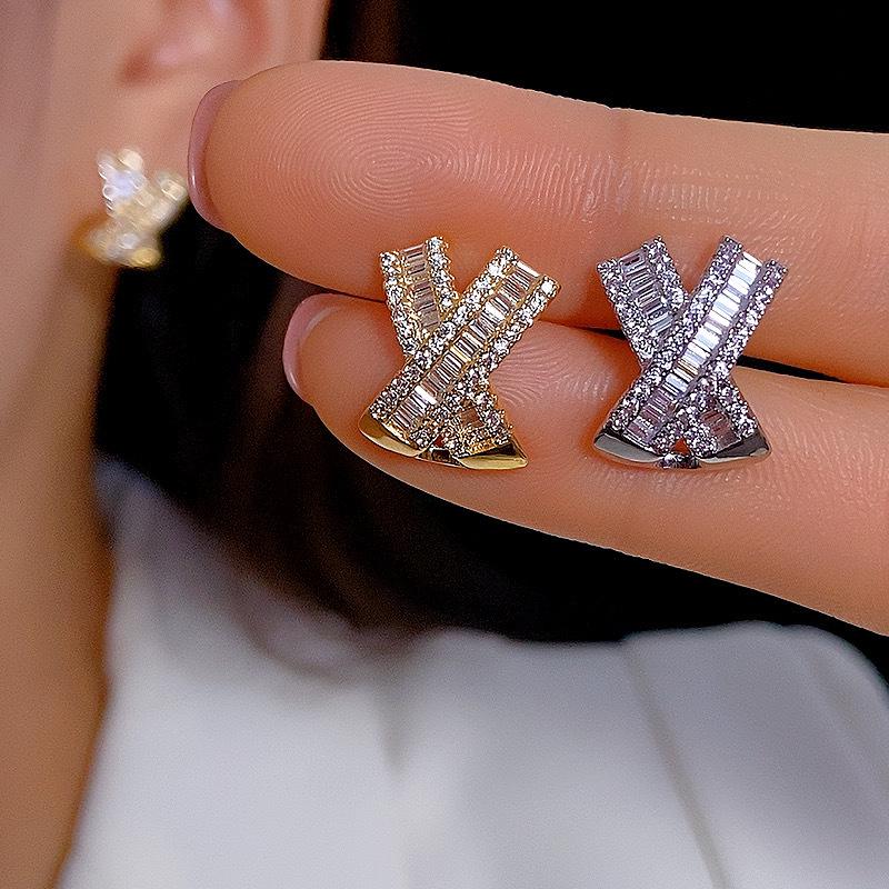 Elegant French Style Mother-of-Pearl Zircon Earrings - High-End Fashion