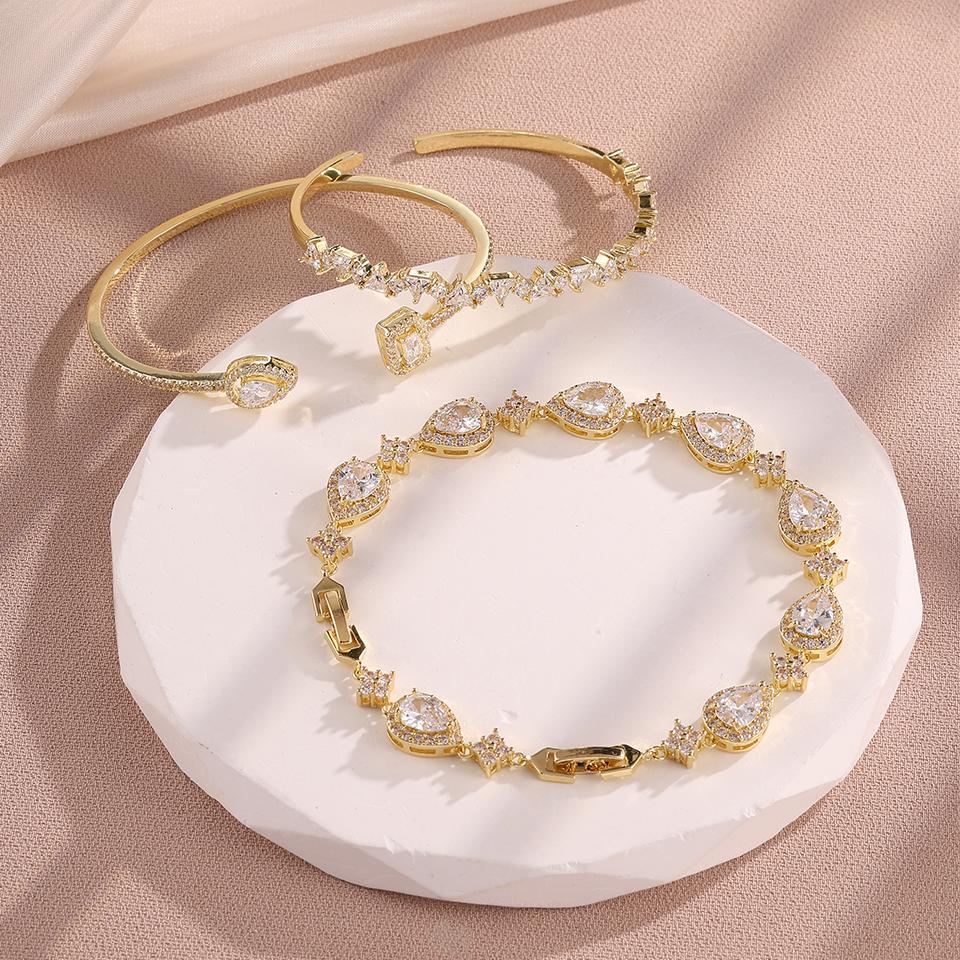 Classic Adjustable Water Drop Zircon Bracelet Bangles For Women In Silver Gold Aesthetic Wedding Jewelry For Bride