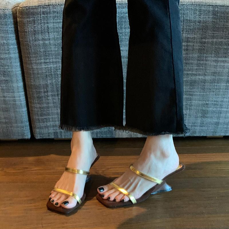 

Летние женские модные тапочки с квадратным носком, модные шлепанцы на танкетке, повседневные туфли с узким ремешком 35 золотой