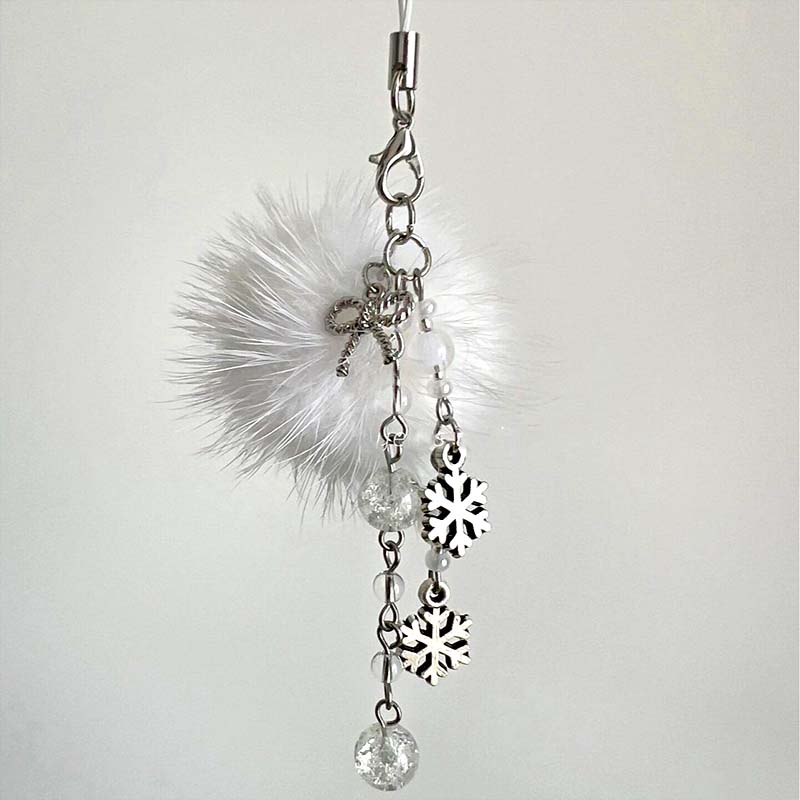 1Pc Snowflake Keychain Bow Phone Chain Hair Ball Mao Qiu Keychain Pendant Snowflake Bead String Key Buckle Chain