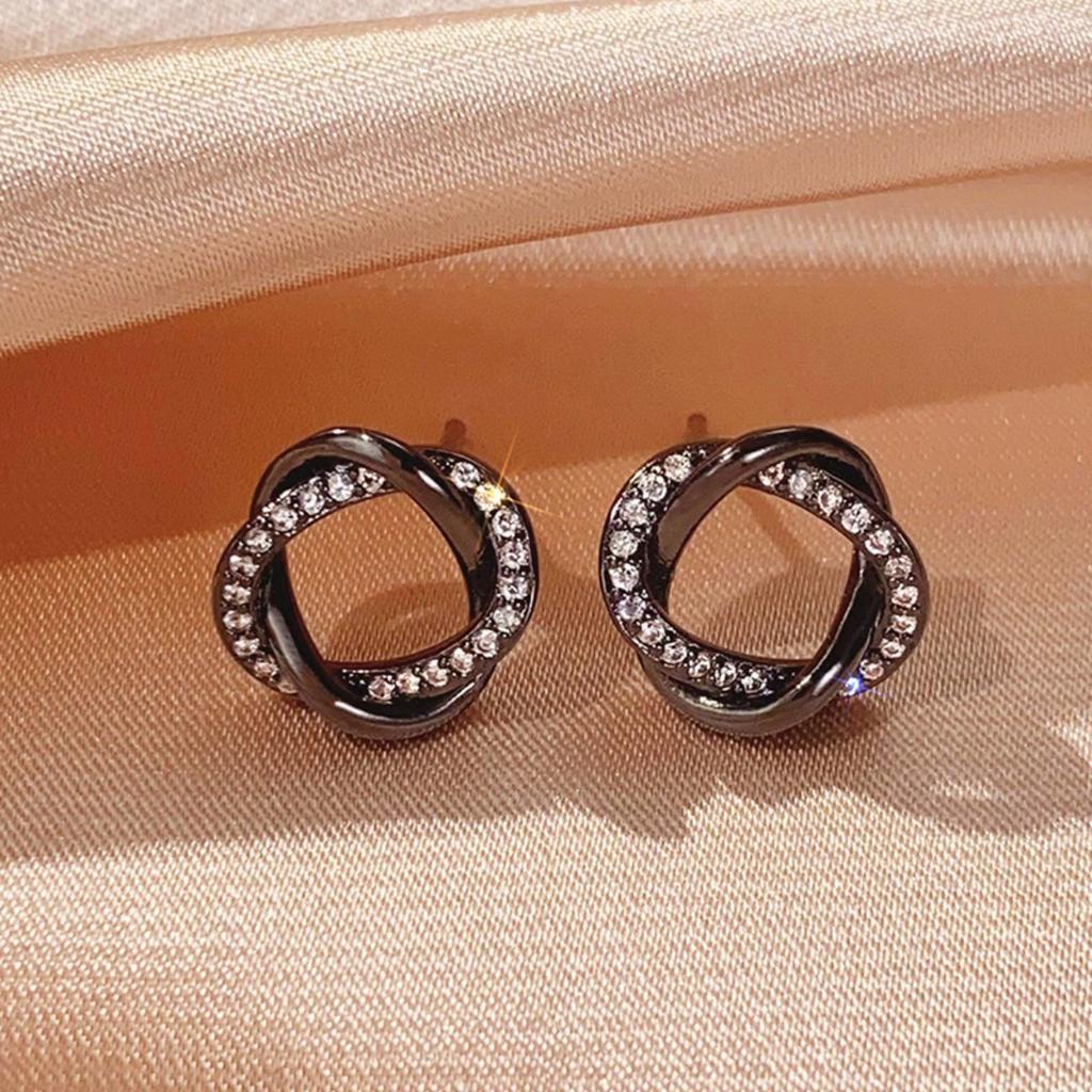 Twisted Knot Stud Earrings for Women Sparkly Interlocking Circle Earrings Minimalist Daily Fashion Jewelry