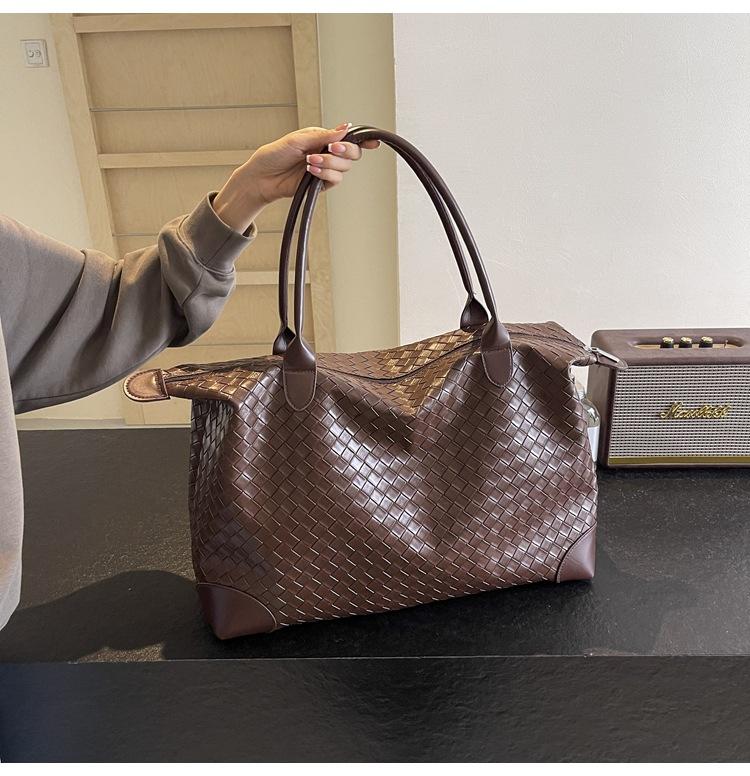 Fashion Woven Large-capacity Tote Bag Women's 2024 New Simple and Versatile Short-haul Shoulder Travel Bag Tide