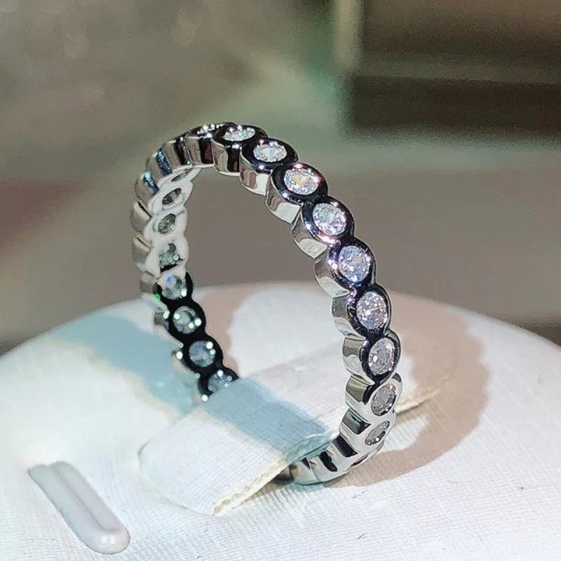 Exquisite Round CZ Promise Rings for Women Silver Color Fashion Contracted Wedding Bands Accessories Versatile Jewelry
