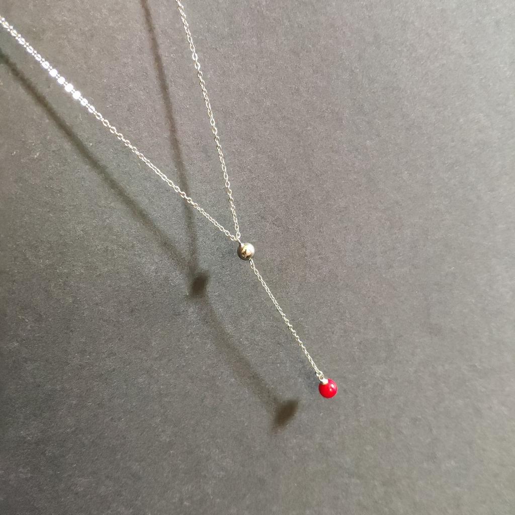 Серебряное колье с кораллом, вес изделия 2,9 гр (2145653)