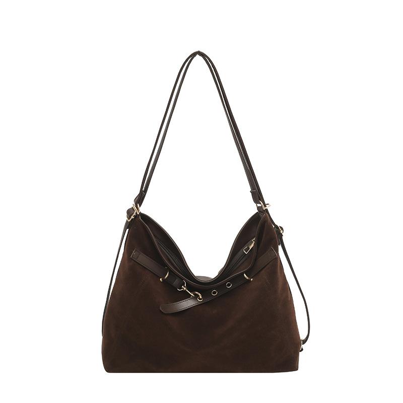 

Retro largecapacity matte bag women s new autumn and winter casual shoulder bag commuter tote bag tote bag