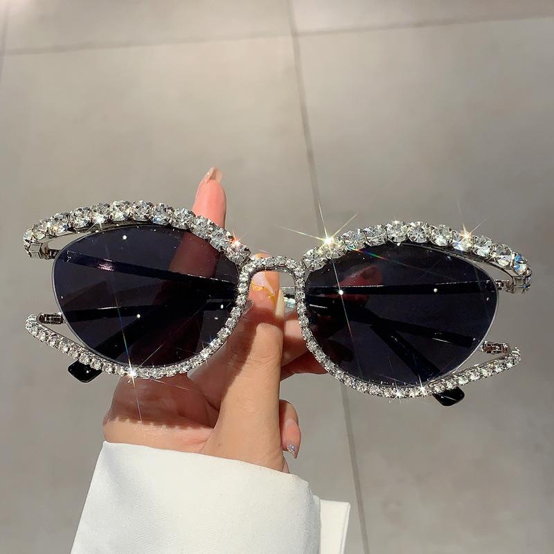 Fashion Vintage  Diamond Sunglasses Women  Luxury Brand Designer Cat Eye Sun Glasses Trending Sexy Ladies Shades Uv400