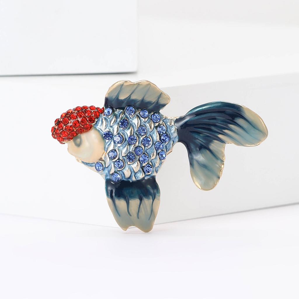 Rhinestone Goldfish Brooches for Women Enamel Sea Animal Pins Event Party Funny Luxury Backpack Decoration Clothes Accessories