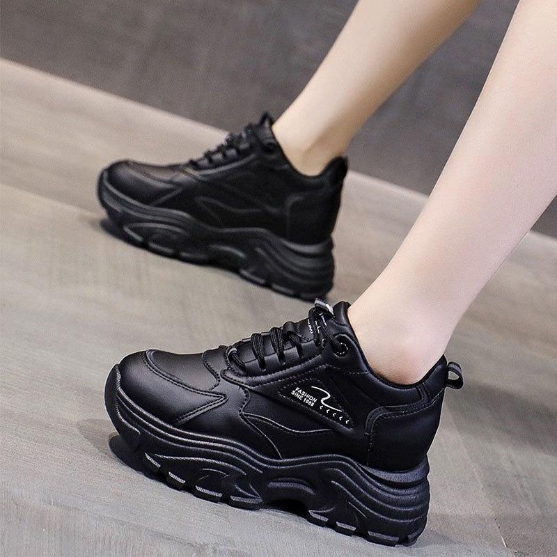 Versatile thick-soled muffin shoes mesh breathable dad shoes women's 2025 new spring small inner height increase white shoes