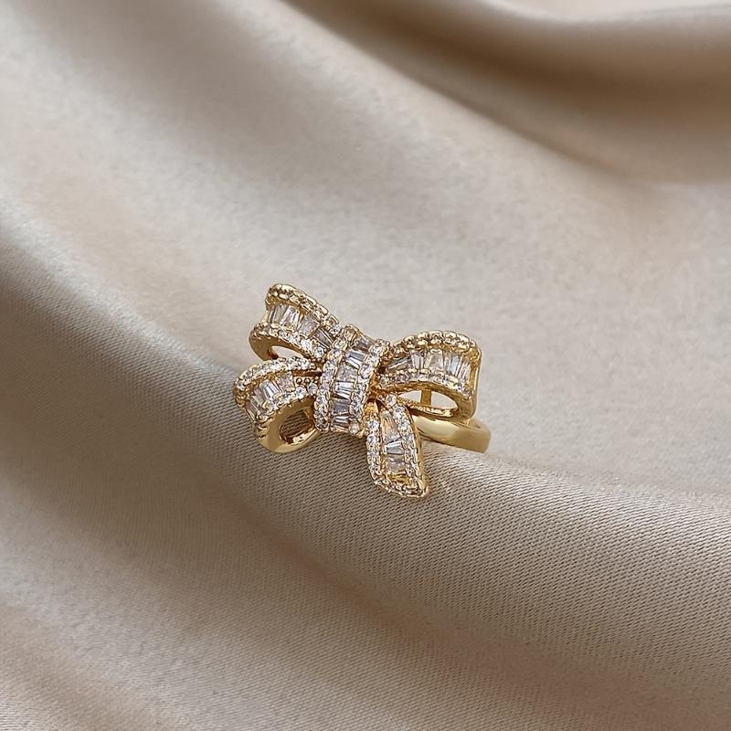 1PC luxury gold-plated synthetic zircon bow ring, with sweet and cool three-dimensional design, niche light luxury fairy style accessories