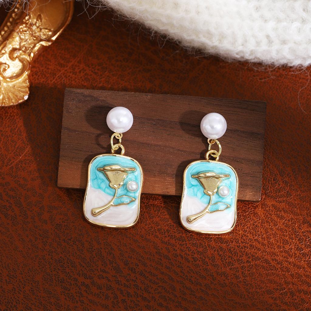 French Color Oil Drop Flower Pearl Stud Earrings Mori Fresh And Sweet Earrings Light Luxury Design Earrings Women