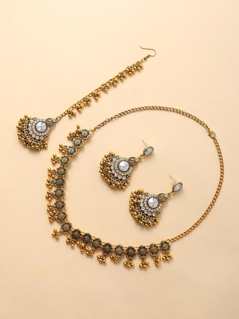 Europäisches Retro Schmuckset: Metallhalskette, Ohrringe & Kopfkette - Accessoires im Ethno-Stil