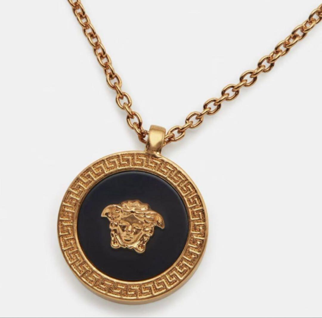 

[ВЖИВАНИЙ] Емалева підвіска VERSACE Медуза