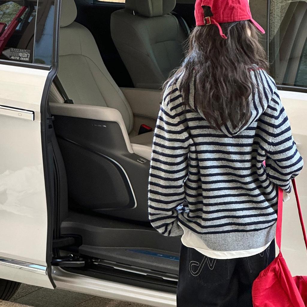 Mädchen Strickjacke mit Streifen und Kapuze für Frühling und Herbst 2025